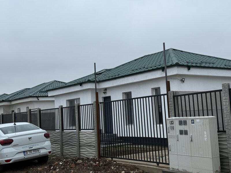 Varteju, case noi la cheie, comision 0%, pret inclus TVA,