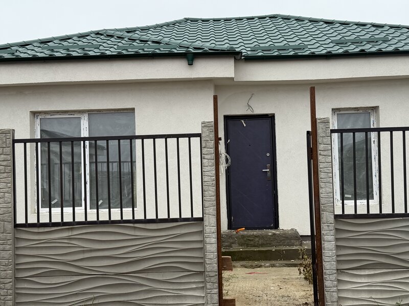 Varteju, case noi la cheie, comision 0%, pret inclus TVA,